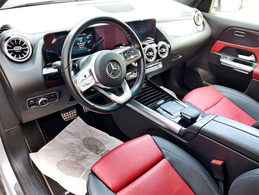 Mercedes-Benz GLA 200 D Premium da 150 Cv Diesel