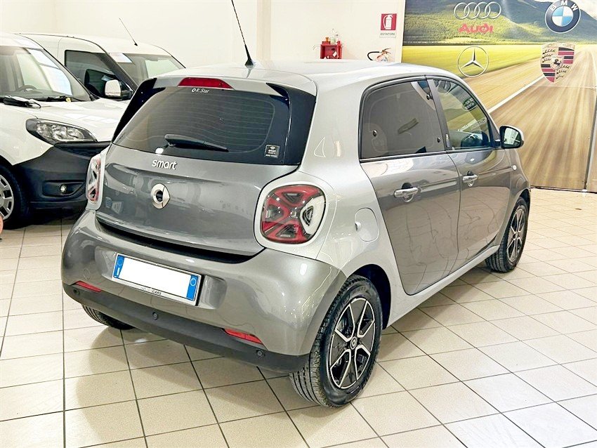 Smart ForFour eq Passion 22 kw Elettrica