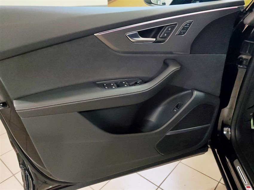 Audi Q8 RSQ8 4.0 da 600 Cv Benzina