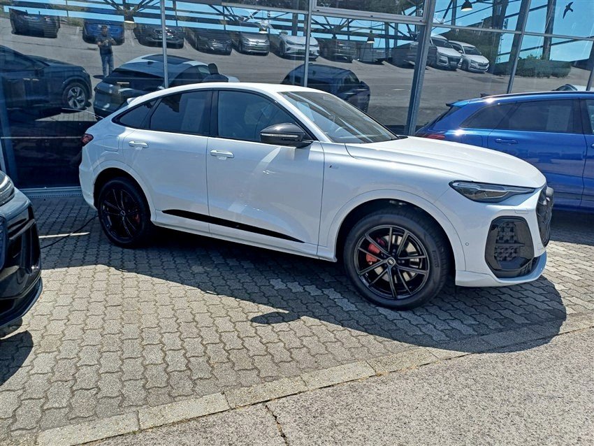 Audi Q5 Sportback 2.0 tdi Sline quattro 204 cv Stronic Diesel
