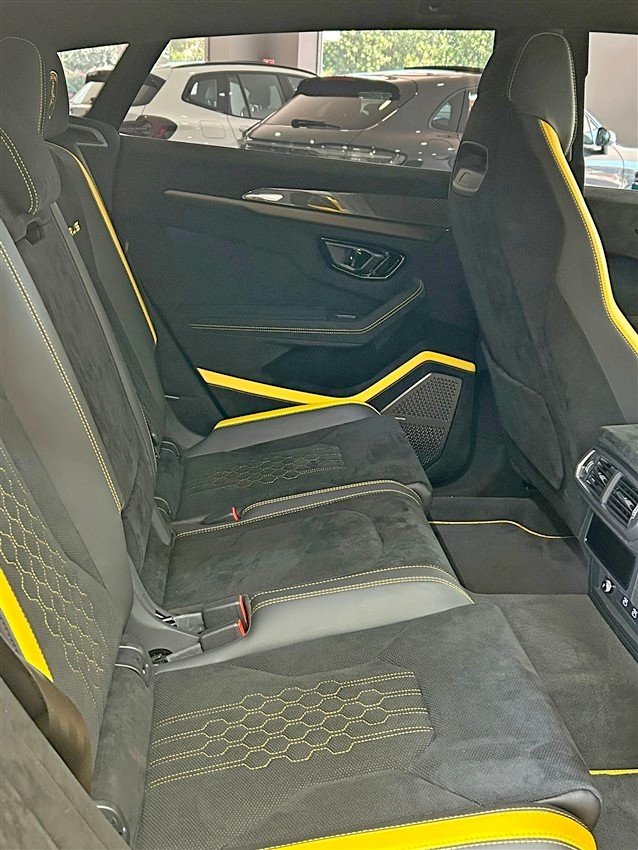 Lamborghini URUS 4.0 V8 S Performante da 666 Cv Benzina