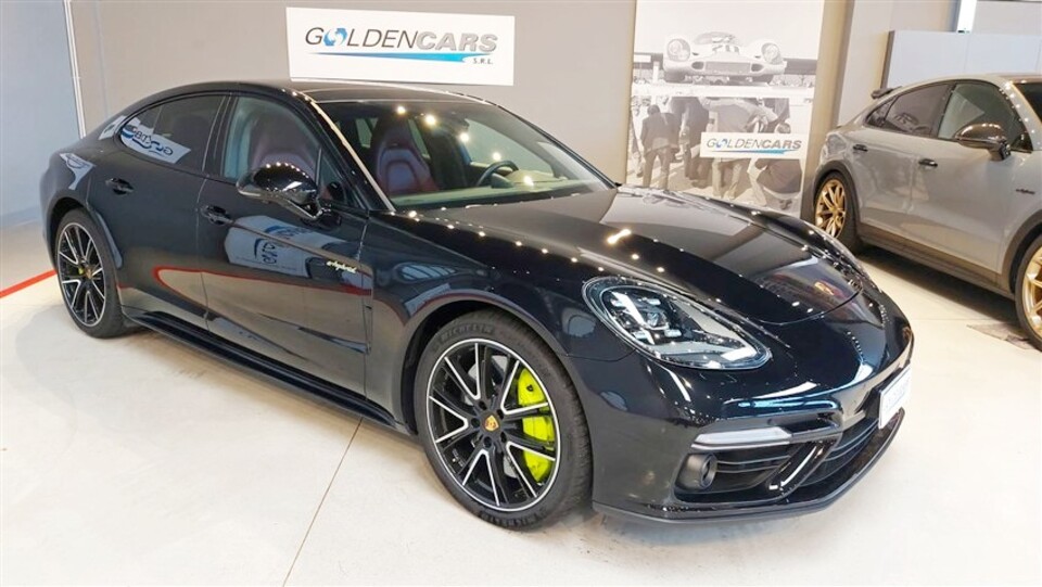 Porsche Panamera Turbo S E-Hybrid da 680 Cv Termico+elettrico Elettrica / Benzina