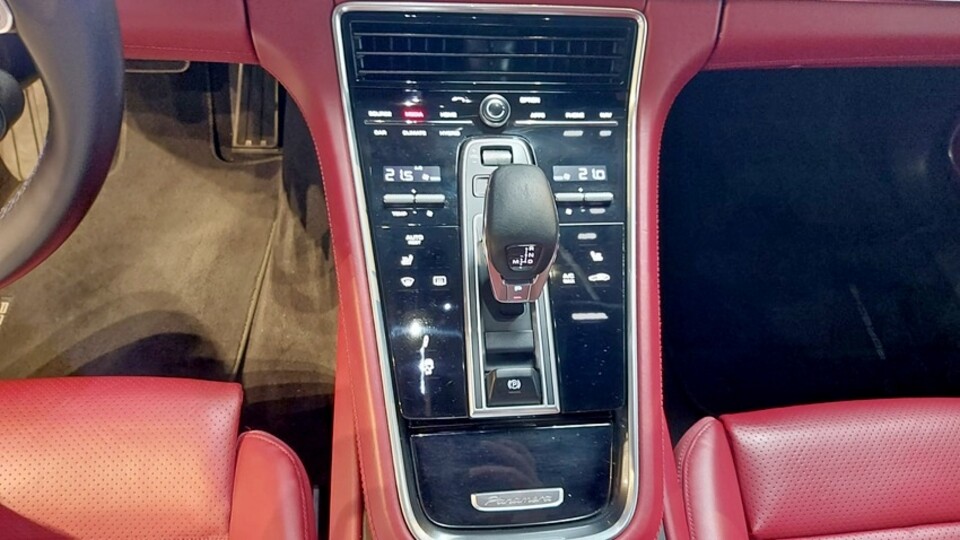 Porsche Panamera Turbo S E-Hybrid da 680 Cv Termico+elettrico Elettrica / Benzina
