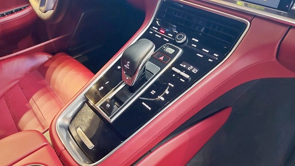 Porsche Panamera Turbo S E-Hybrid da 680 Cv Termico+elettrico Elettrica / Benzina