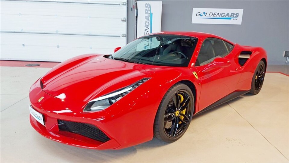 Ferrari 488 Coupe 3.9 GTB dct Benzina