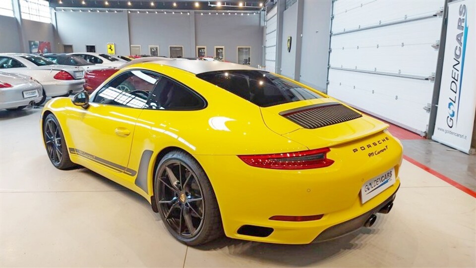 Porsche 911 Carrera T da 370 Cv Benzina