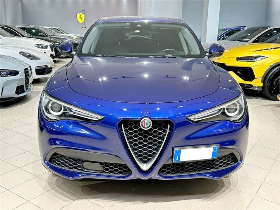 Alfa Romeo Stelvio 2.2 t Business Q4 190cv auto Diesel