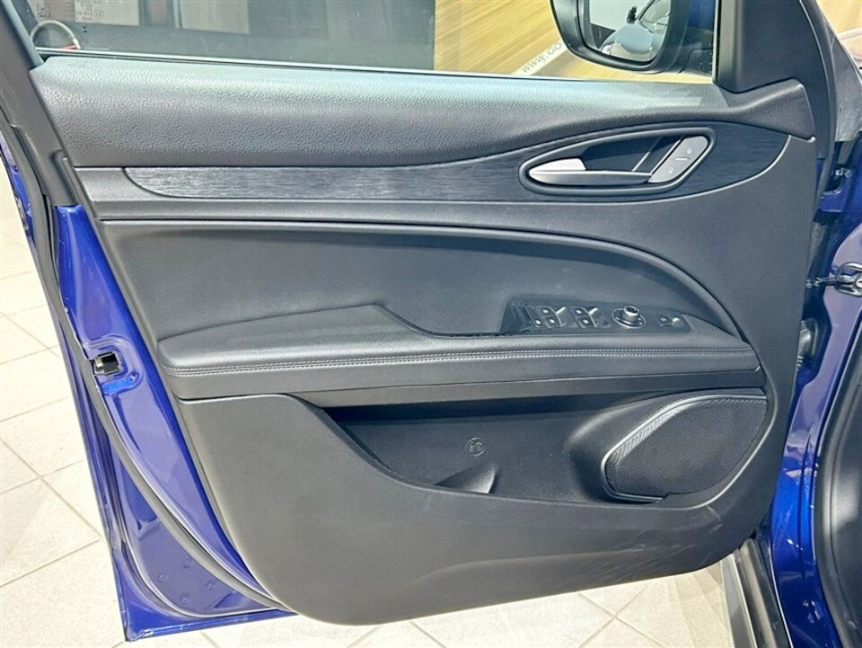 Alfa Romeo Stelvio 2.2 t Business Q4 190cv auto Diesel