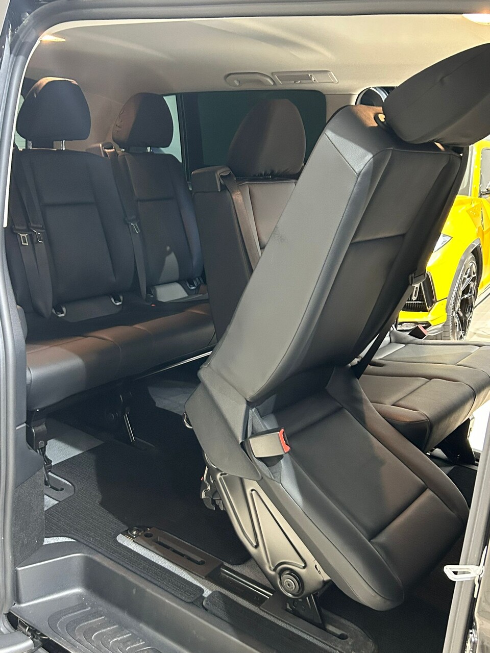 Mercedes-Benz Vito Tourer Pro XL 116 CDI con solo 13000 km Diesel