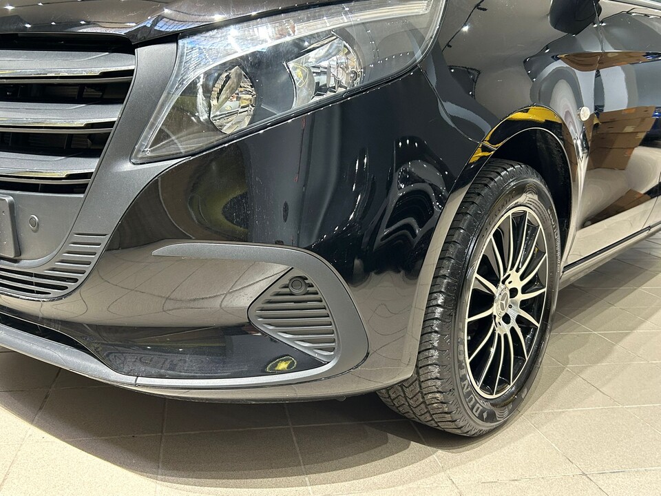 Mercedes-Benz Vito Tourer Pro XL 116 CDI con solo 13000 km Diesel