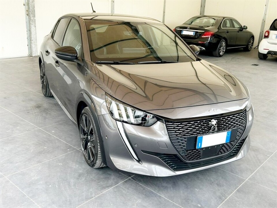 Peugeot 208 PureTech 100 Stop&Start 5 porte GT Benzina