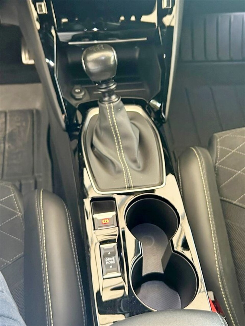 Peugeot 208 PureTech 100 Stop&Start 5 porte GT Benzina