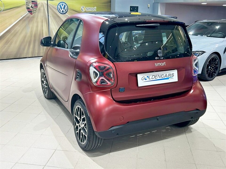 Smart Fortwo EQ Racingred (22kW) Elettrica