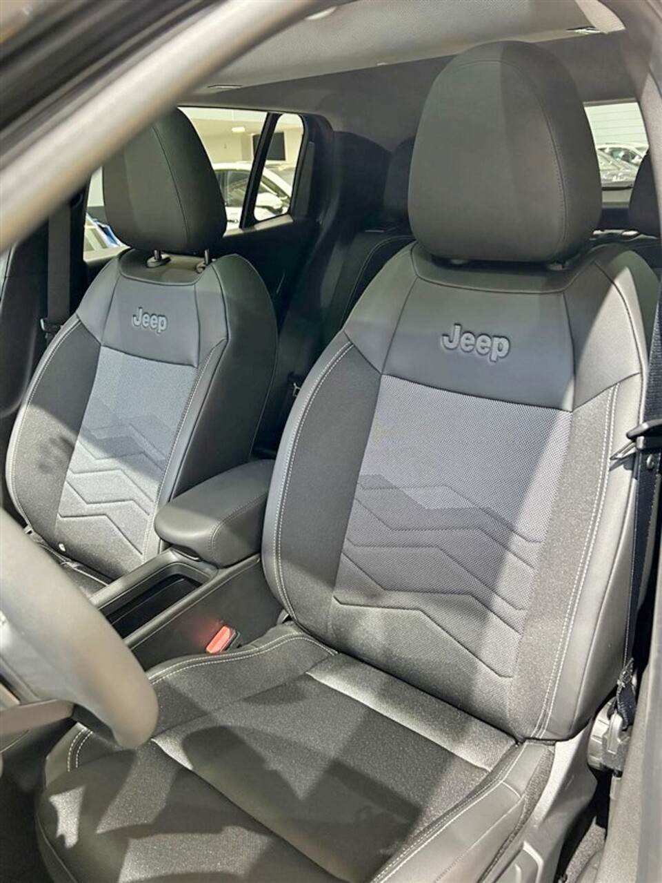 Jeep Avenger 1.2 turbo e-hybrid mhev Summit 110cv edct6 Benzina / Diesel