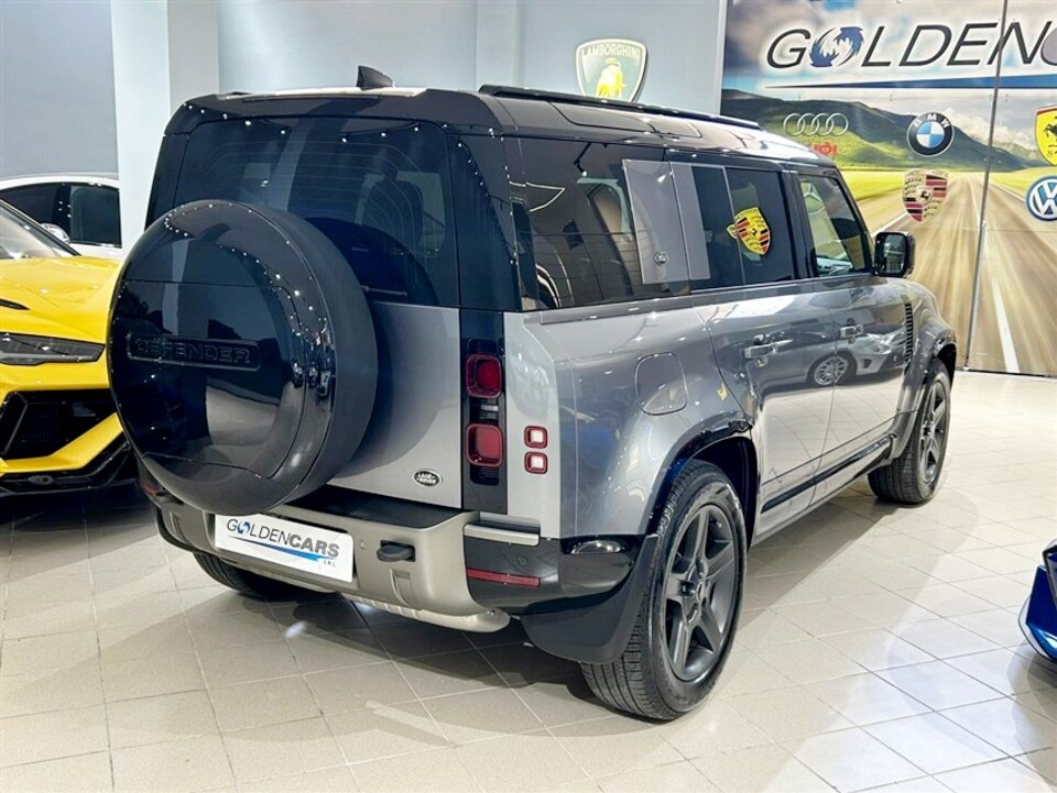 Land Rover Defender 110 3.0d i6 mhev SE awd 200cv auto Elettrica / Diesel