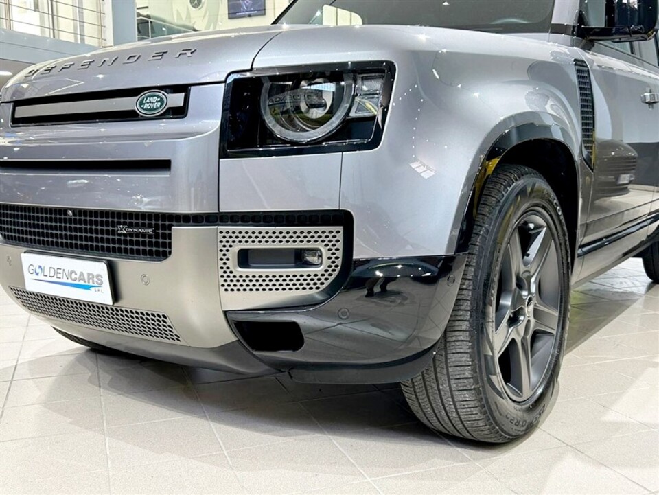 Land Rover Defender 110 3.0d i6 mhev SE awd 200cv auto Elettrica / Diesel