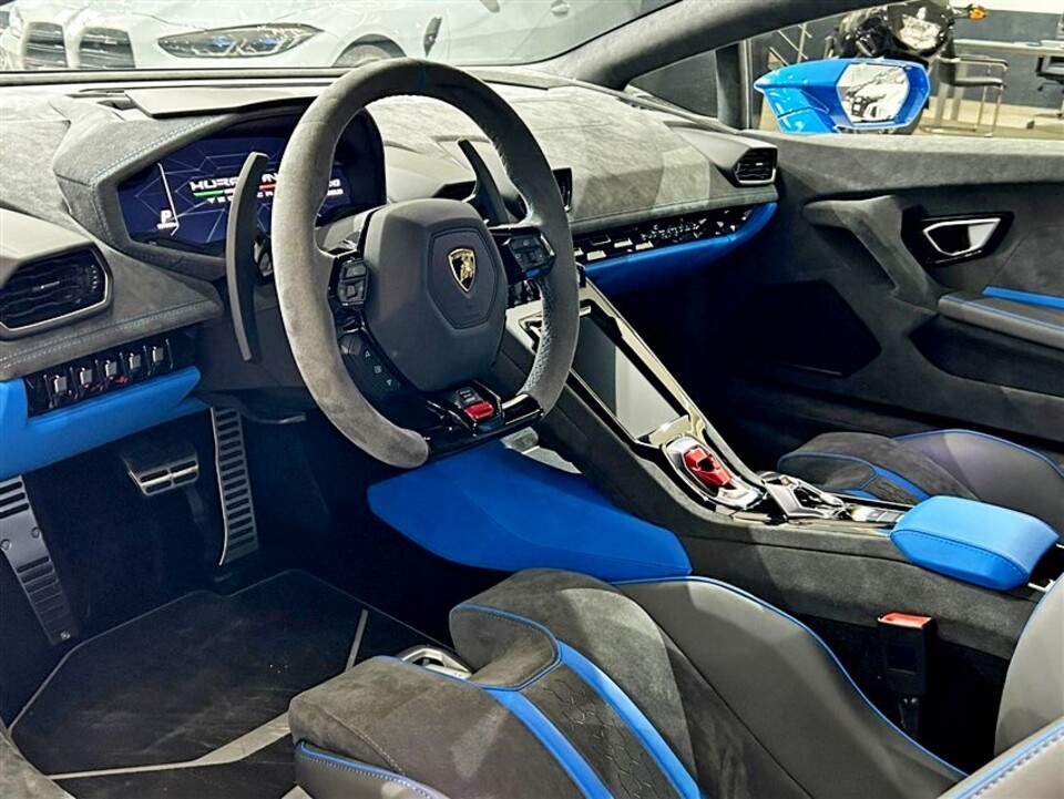 Lamborghini HURACAN Coupe 5.2 Tecnica 640 RWD Benzina