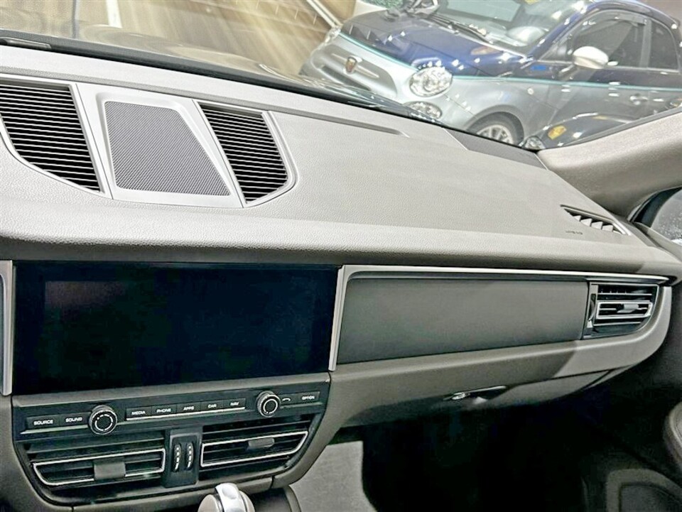 Porsche Macan 2.0 245cv pdk Benzina