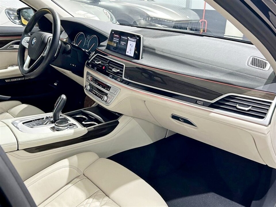 BMW Serie 7 730D Luxury auto my18 Diesel
