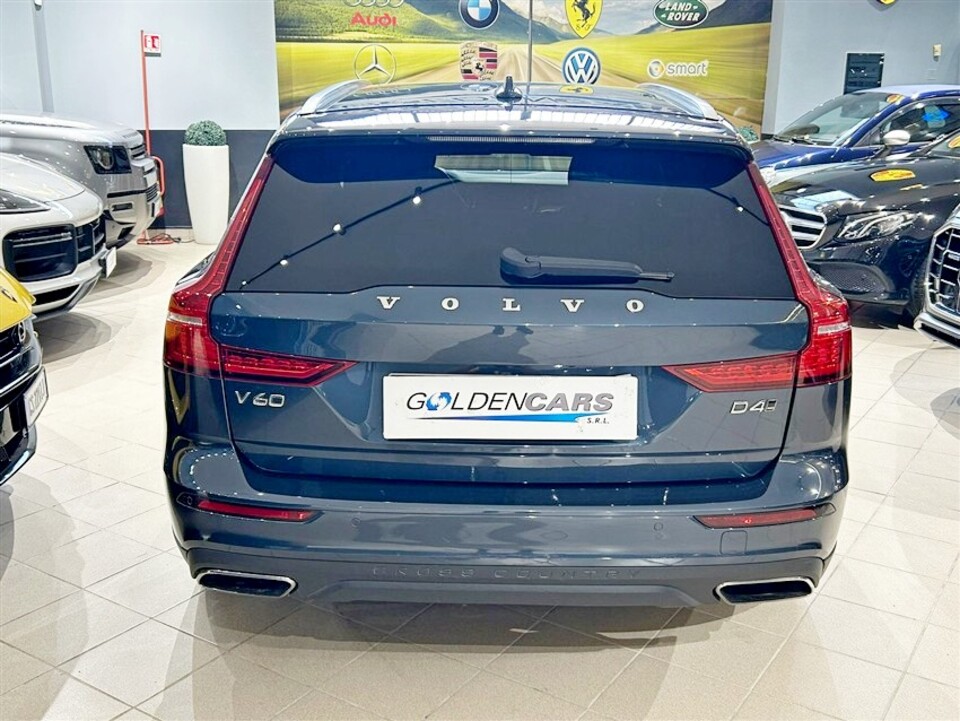 Volvo V60 Cross Country2.0 d4 Business Plus awd geartronic Diesel