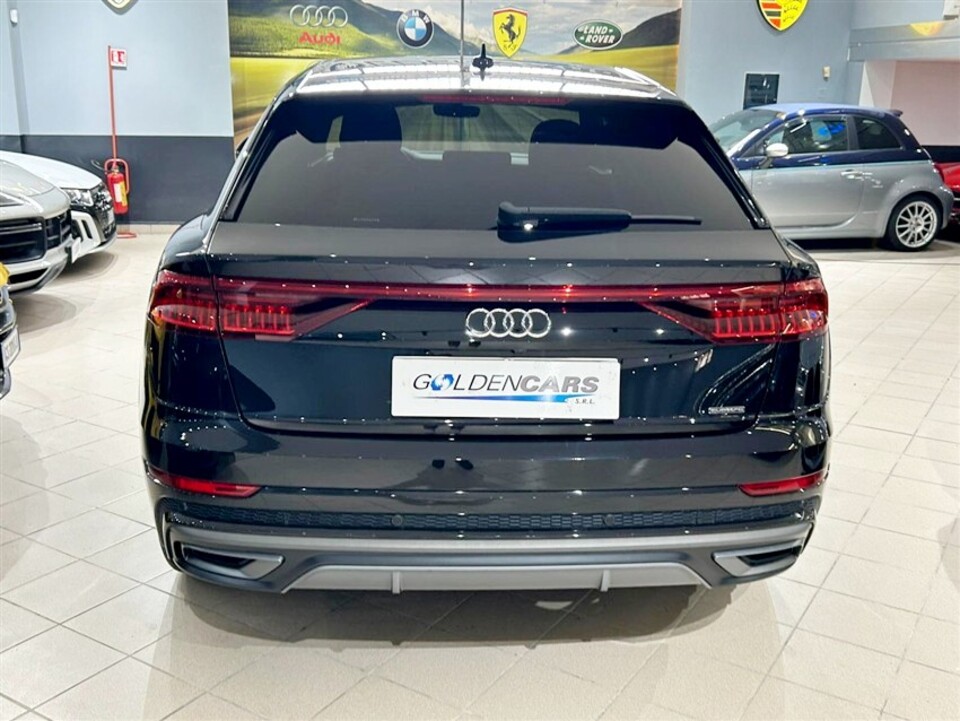 Audi Q8 50 3.0 tdi mhev quattro tiptronic Elettrica / Diesel