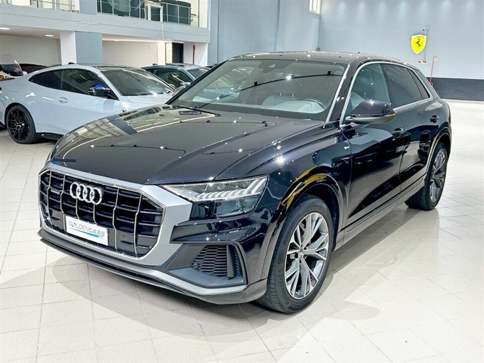 Audi Q8 50 3.0 tdi mhev quattro tiptronic Elettrica / Diesel