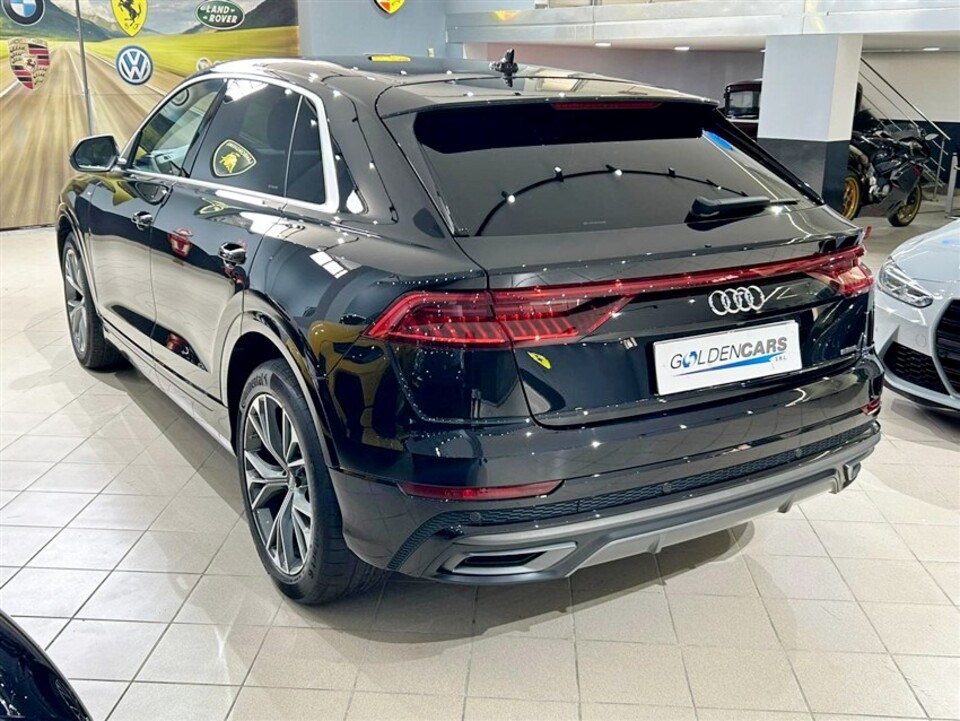 Audi Q8 50 3.0 tdi mhev quattro tiptronic Elettrica / Diesel