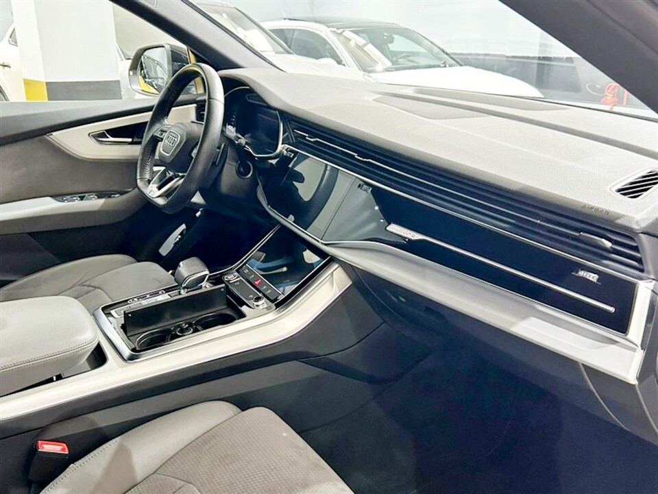 Audi Q8 50 3.0 tdi mhev quattro tiptronic Elettrica / Diesel