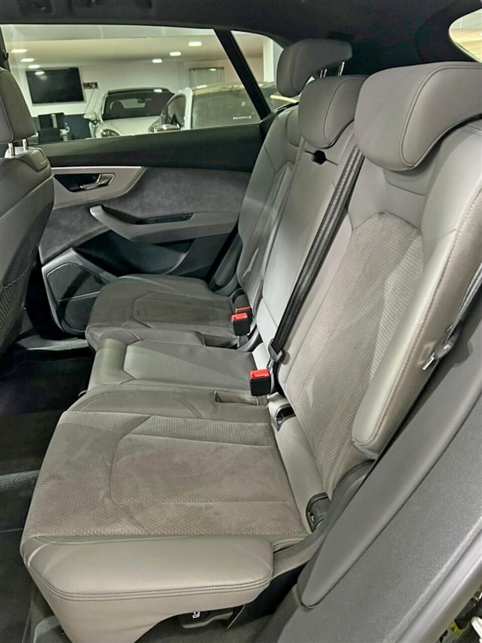 Audi Q8 50 3.0 tdi mhev quattro tiptronic Elettrica / Diesel