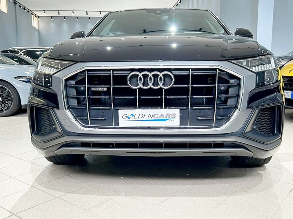 Audi Q8 50 3.0 tdi mhev quattro tiptronic Elettrica / Diesel