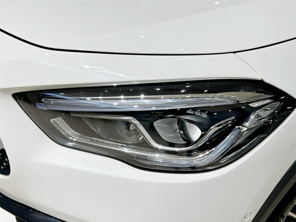 Mercedes-Benz GLA 200 d Premium auto Diesel