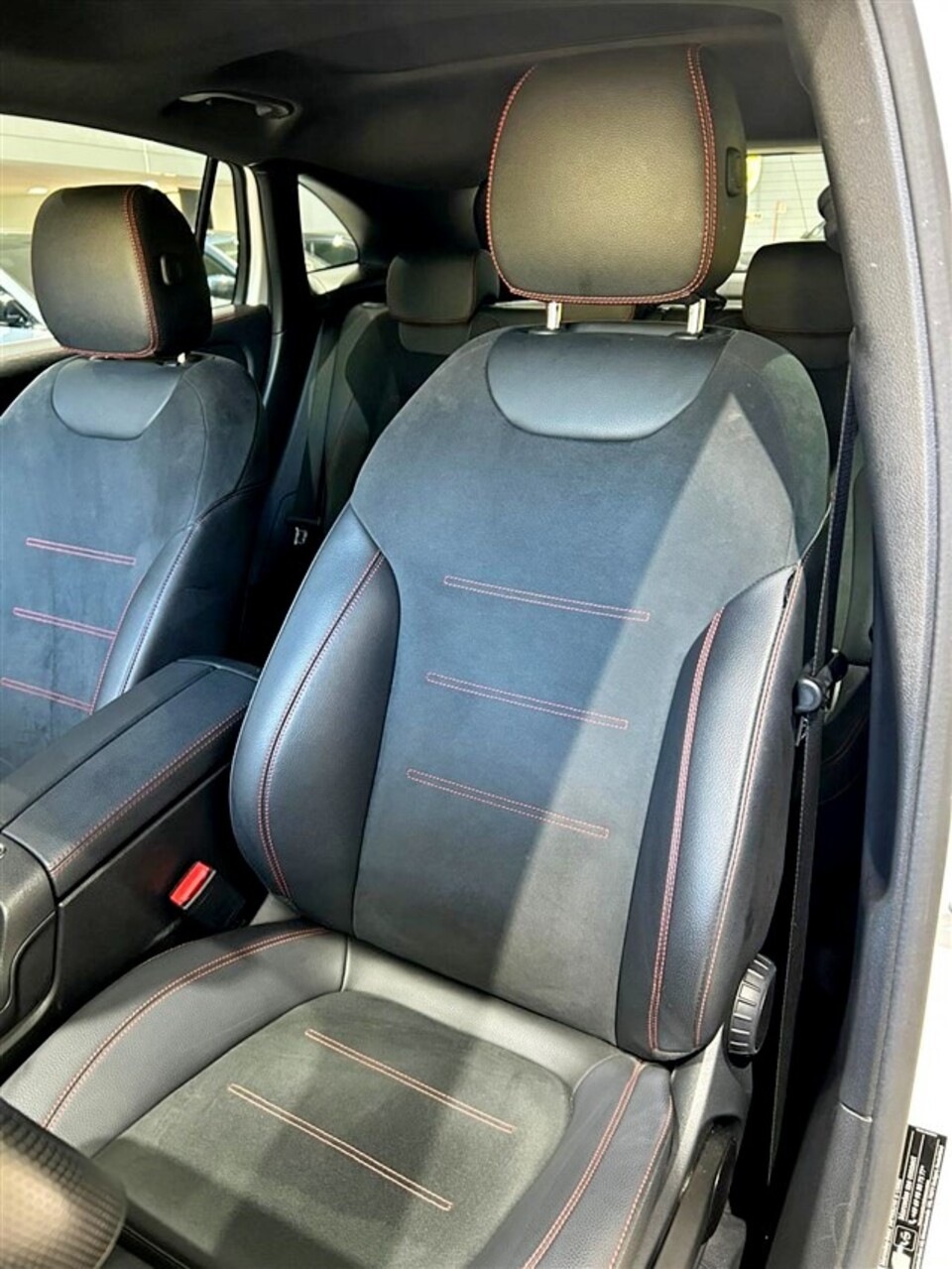 Mercedes-Benz GLA 200 d Premium auto Diesel