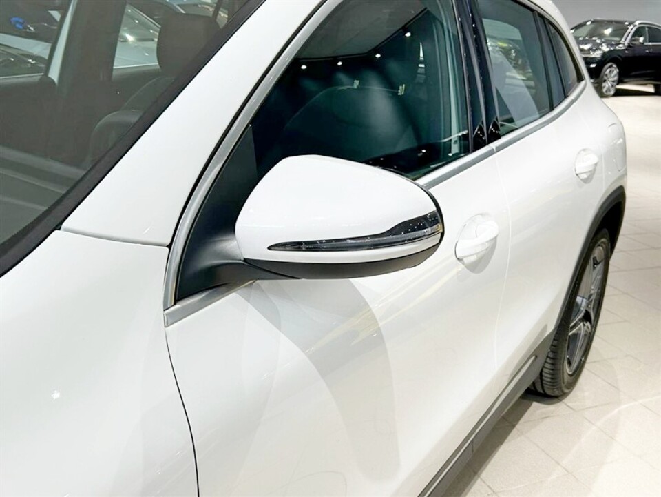 Mercedes-Benz GLA 200 d Premium auto Diesel