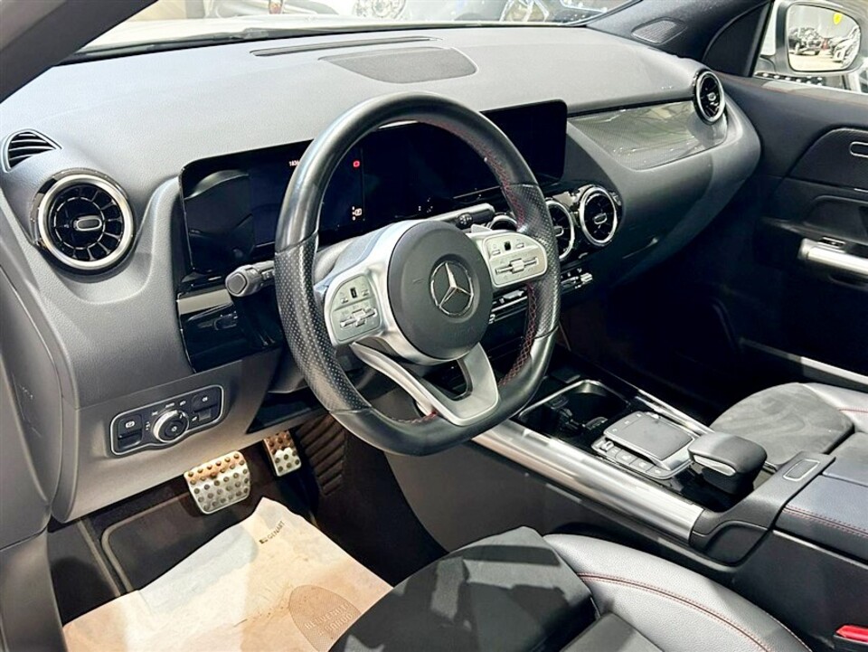 Mercedes-Benz GLA 200 d Premium auto Diesel