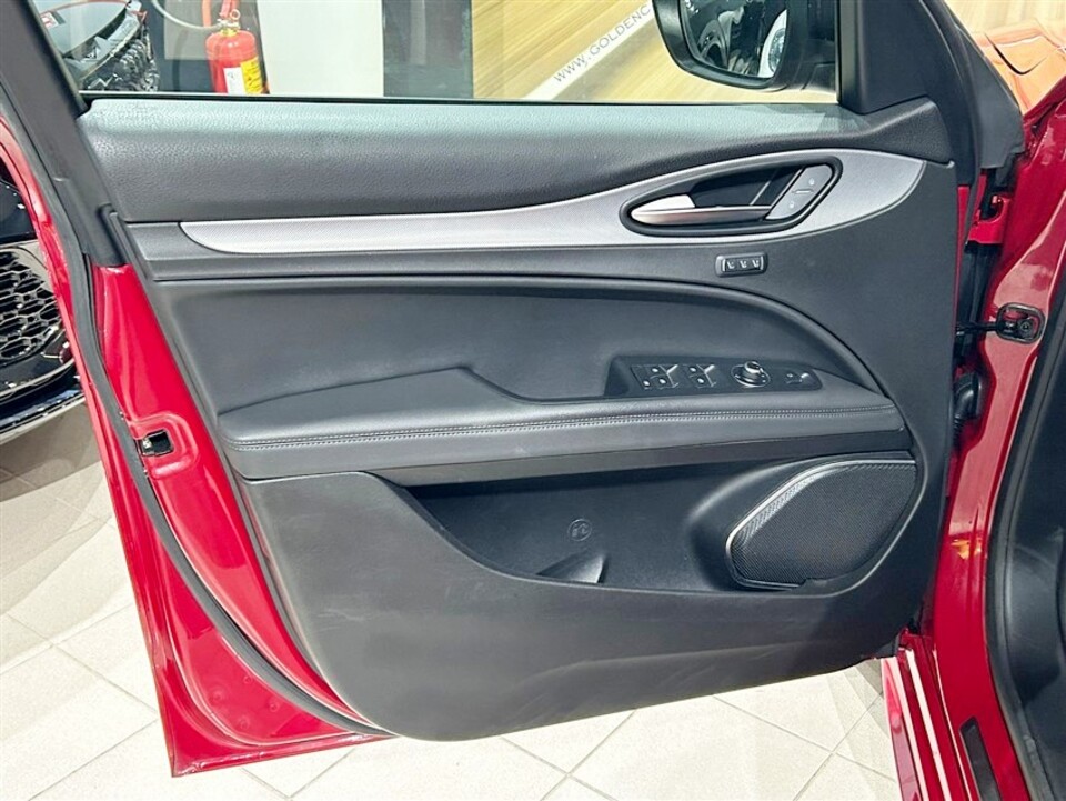 Alfa Romeo Stelvio 2.2 Turbodiesel 210 CV AT8 Q4 Veloce Diesel