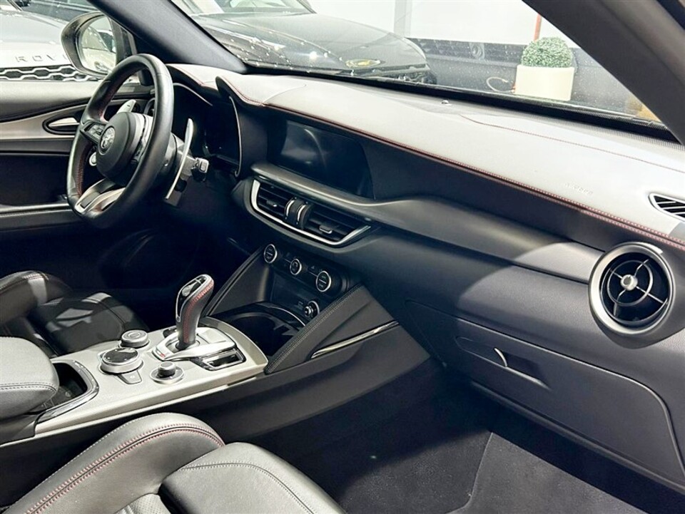 Alfa Romeo Stelvio 2.2 Turbodiesel 210 CV AT8 Q4 Competizione Diesel