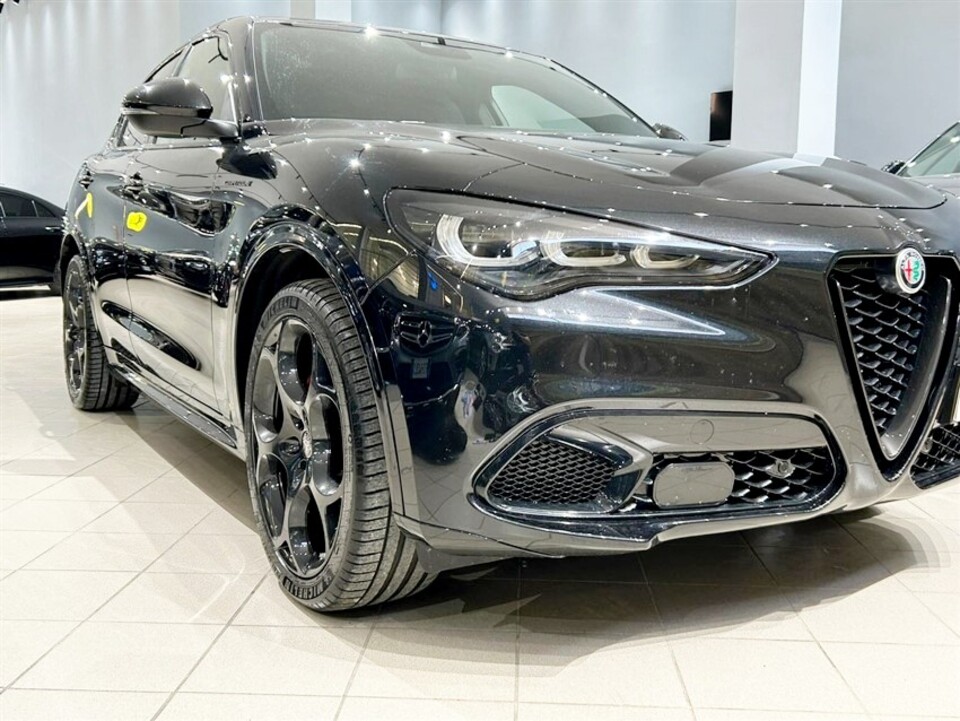 Alfa Romeo Stelvio 2.2 Turbodiesel 210 CV AT8 Q4 Competizione Diesel