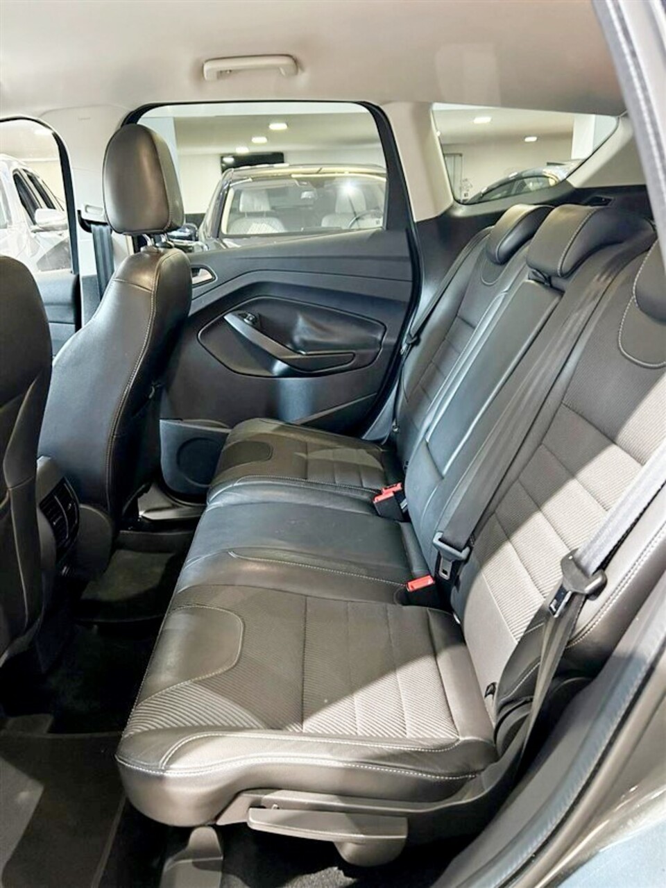 Ford Kuga 2.0 TDCI 180 CV S&S 4WD ST-Line Diesel