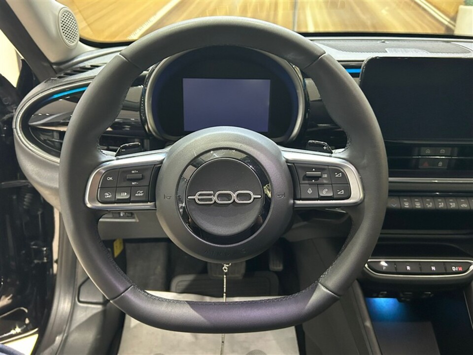 Fiat 600 1.2 hybrid 110cv auto Elettrica / Benzina