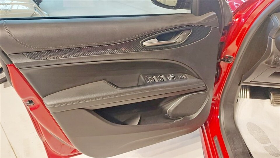 Alfa Romeo Stelvio 2.9 bi-t V6 Quadrifoglio Q4 510cv auto my19 Benzina
