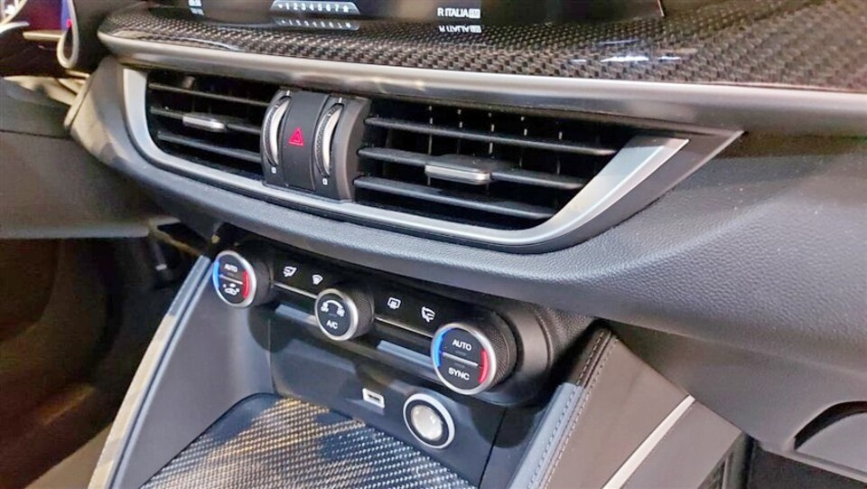 Alfa Romeo Stelvio 2.9 bi-t V6 Quadrifoglio Q4 510cv auto my19 Benzina