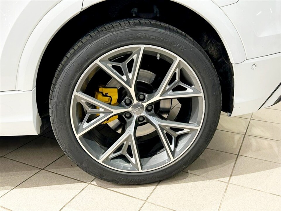 Audi Q8 50 3.0 tdi mhev Sport quattro tiptronic Elettrica / Diesel