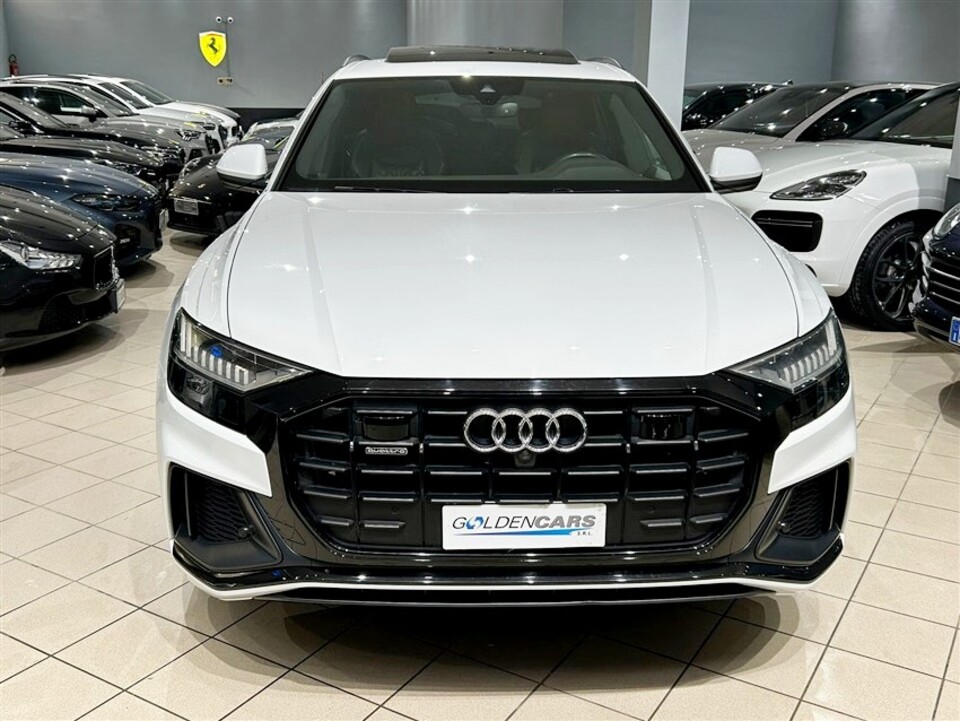 Audi Q8 50 3.0 tdi mhev Sport quattro tiptronic Elettrica / Diesel