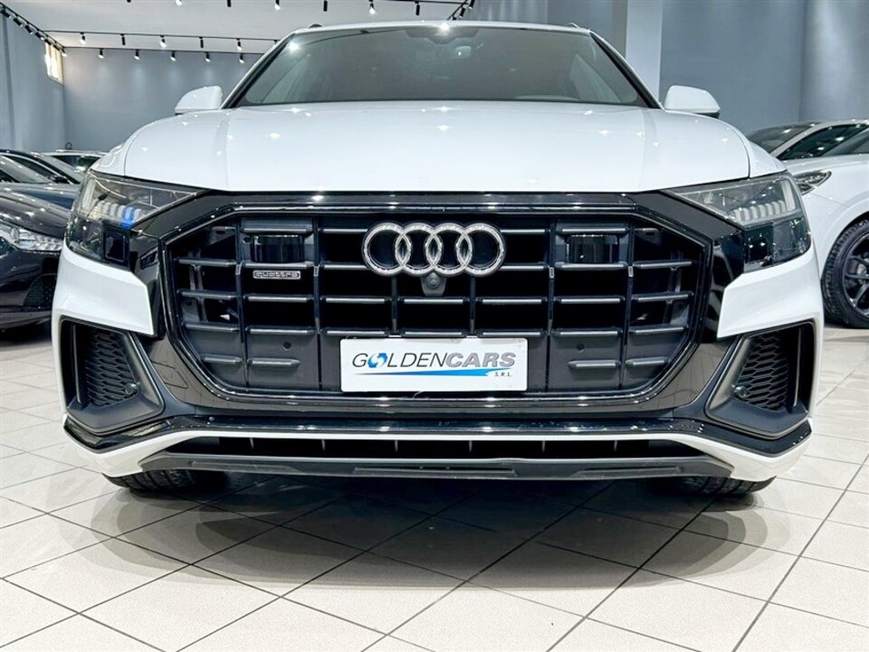Audi Q8 50 3.0 tdi mhev Sport quattro tiptronic Elettrica / Diesel