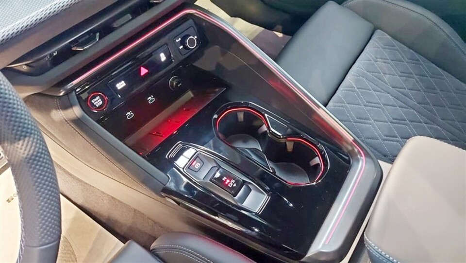 Audi Q5 SPB 40 2.0 tdi mhev 12V S line quattro s-tronic Elettrica / Diesel