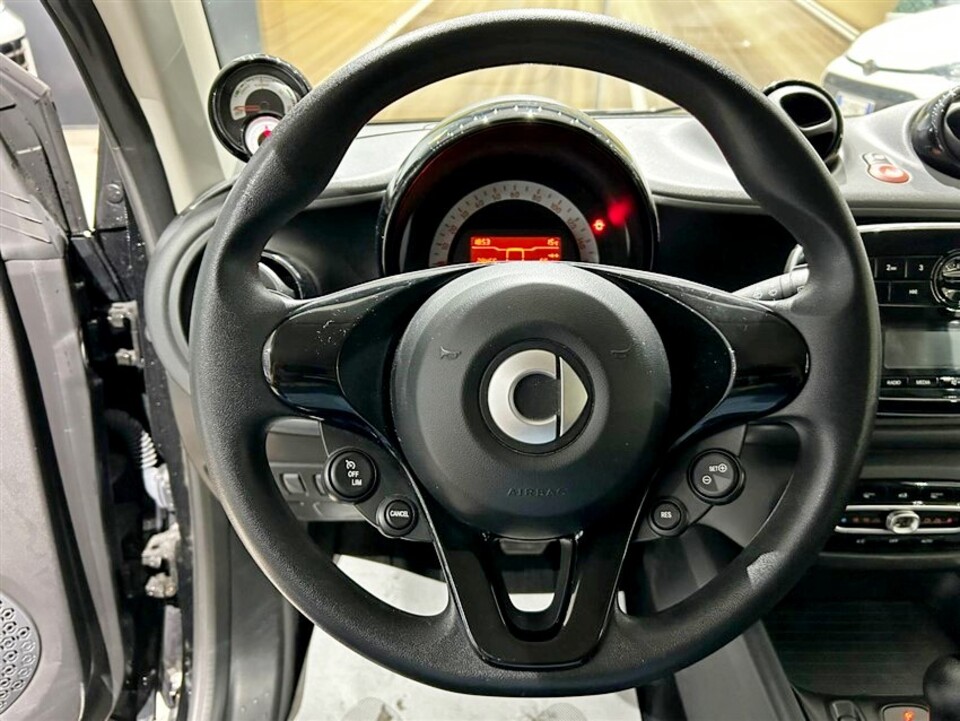Smart Fortwo eq Pure 22kW Elettrica