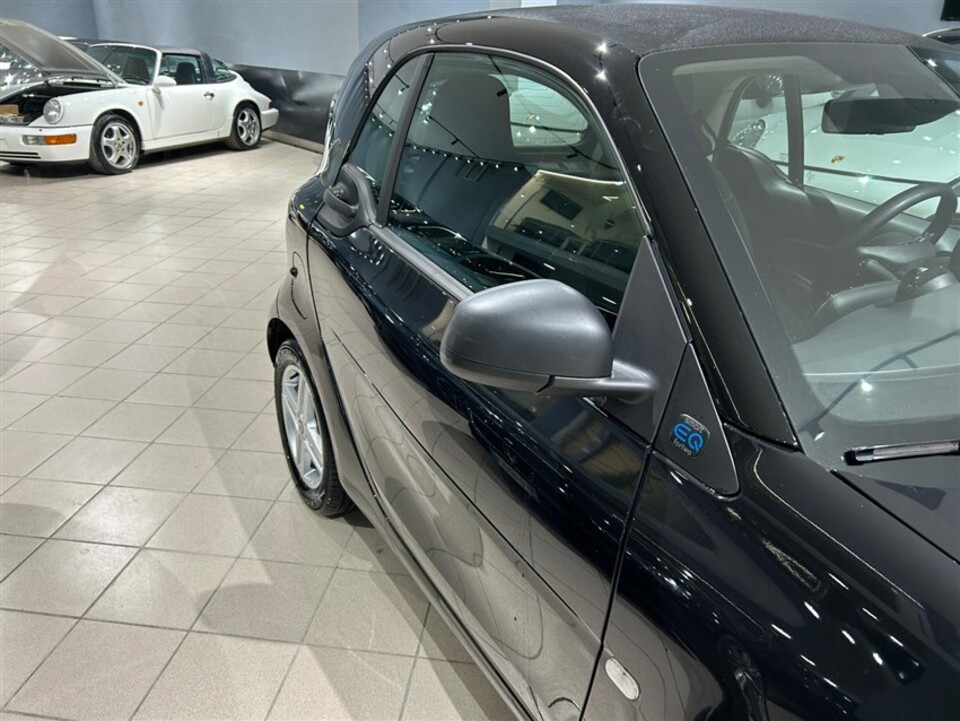 Smart Fortwo eq Pure 22kW Elettrica