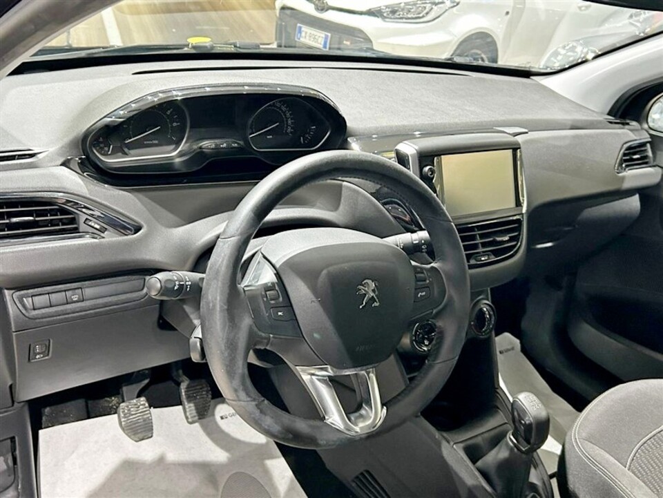 Peugeot 208 1.2 puretech Active Benzina