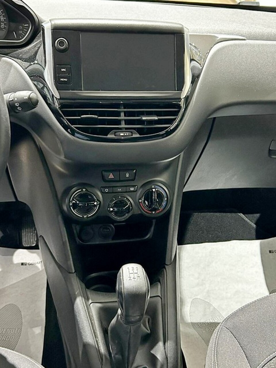 Peugeot 208 1.2 puretech Active Benzina