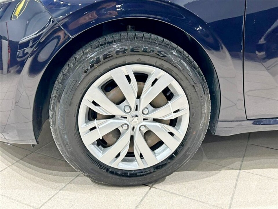 Peugeot 208 1.2 puretech Active Benzina